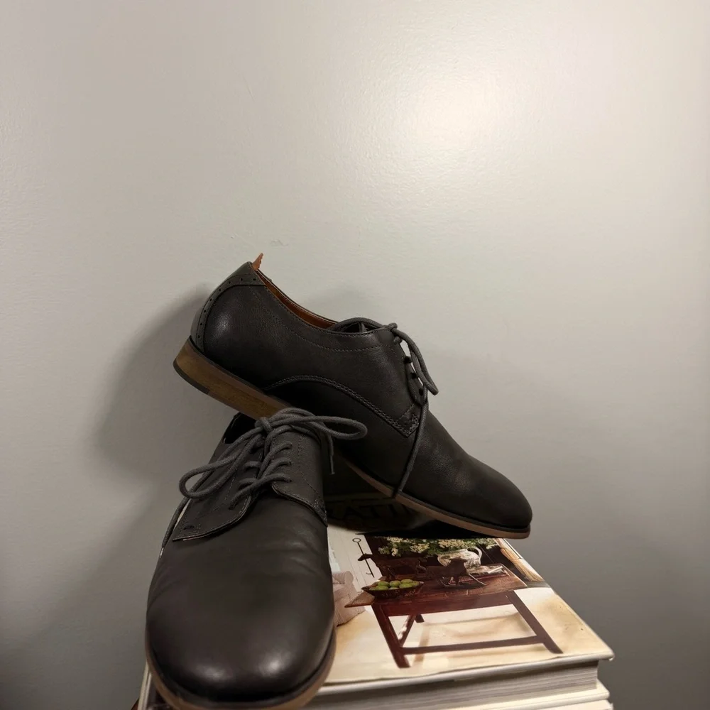 Call It Spring Size 10 Dark Brown Men's Leather Oxfords